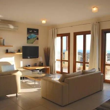 “the Perfect For You With Verandas And Majestic Views”astraeus *